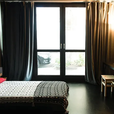 Δωμάτια σε οικογενειακή κατοικία Zwei In Atelierwohnung *