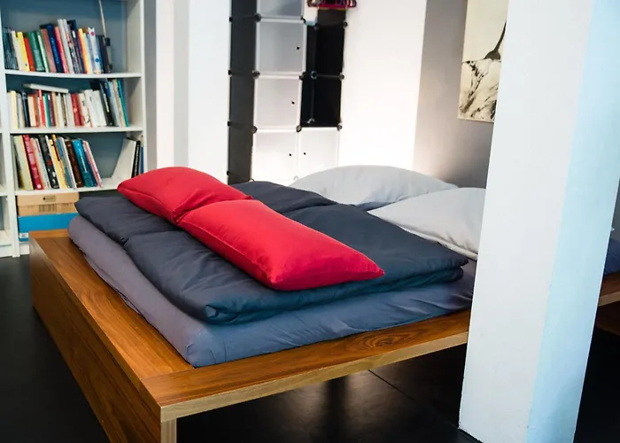 Zwei In Atelierwohnung