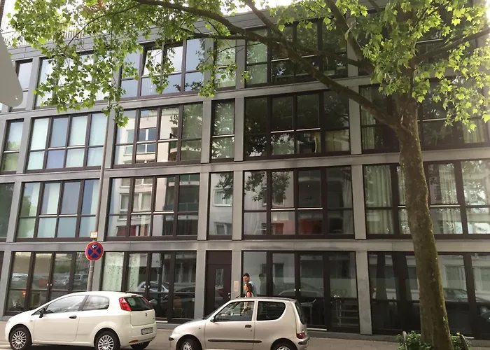 Zwei In Atelierwohnung Privatunterkunft Köln